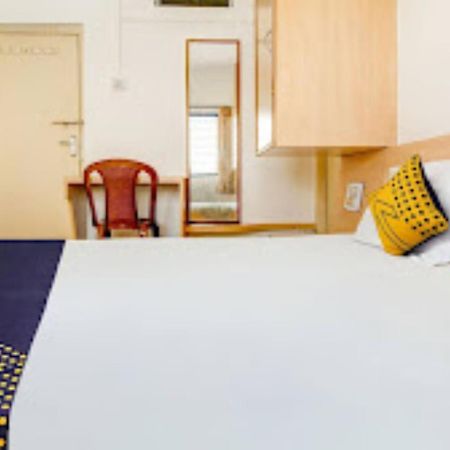 Hotel Rahi ناسيك المظهر الخارجي الصورة