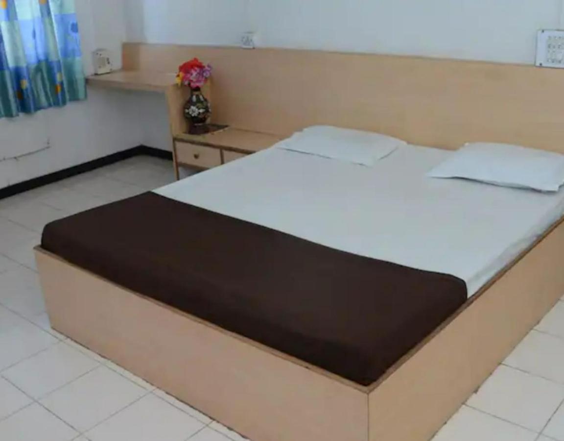 Hotel Rahi ناسيك المظهر الخارجي الصورة