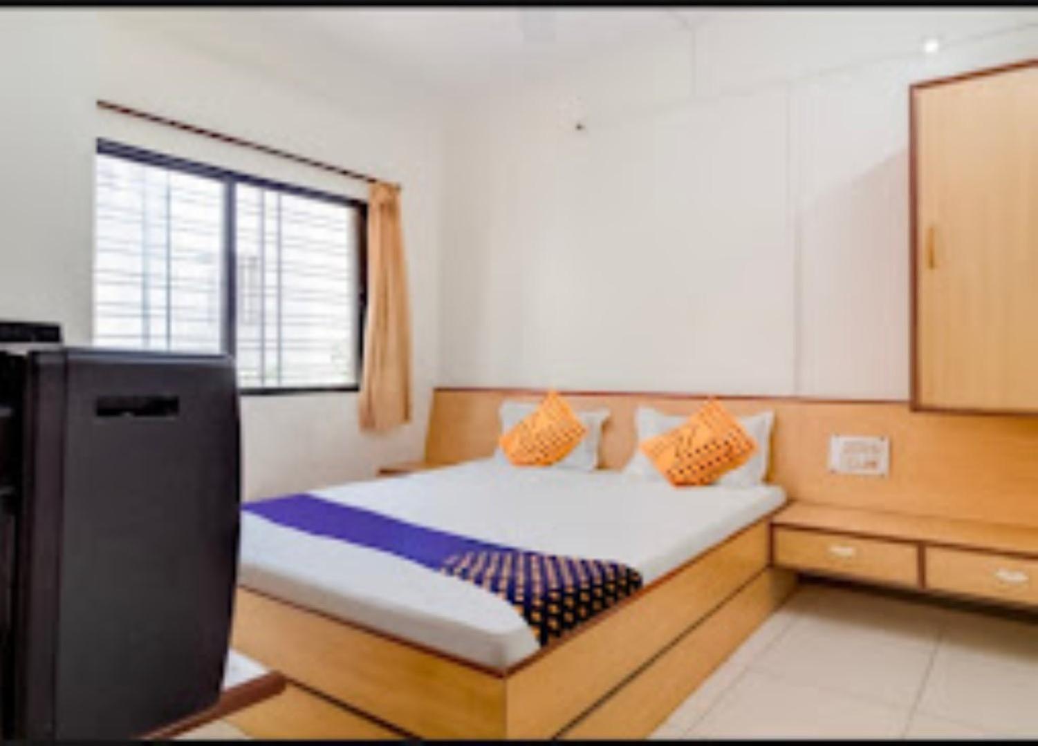 Hotel Rahi ناسيك المظهر الخارجي الصورة