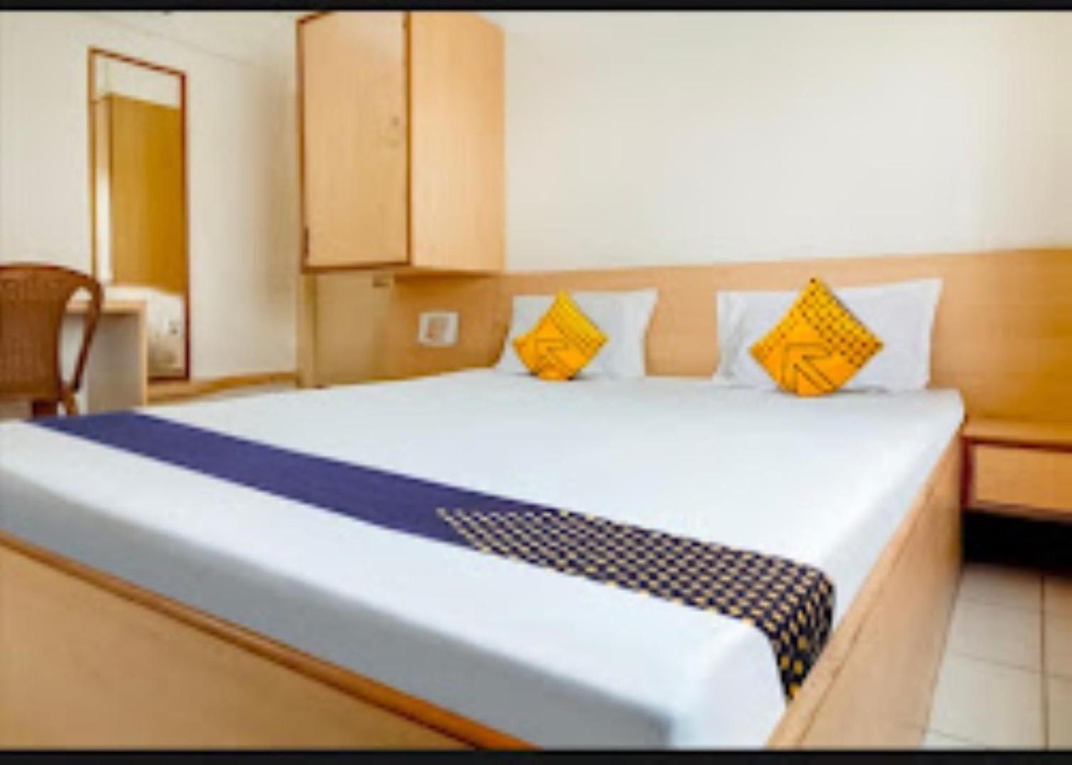 Hotel Rahi ناسيك المظهر الخارجي الصورة