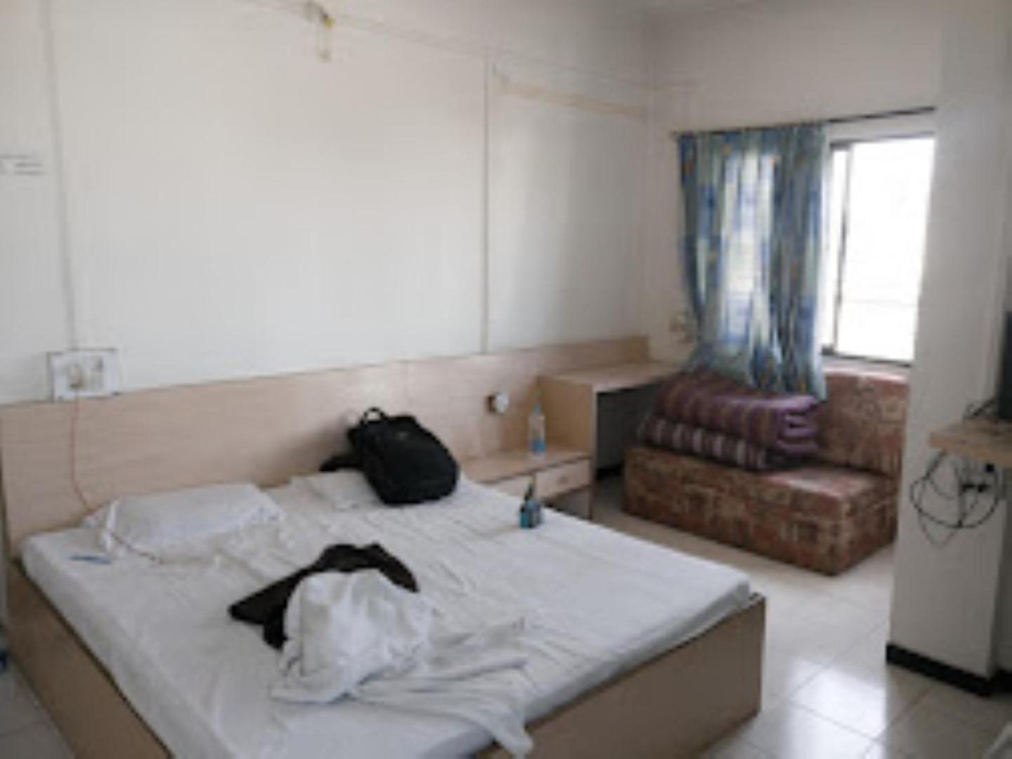 Hotel Rahi ناسيك المظهر الخارجي الصورة
